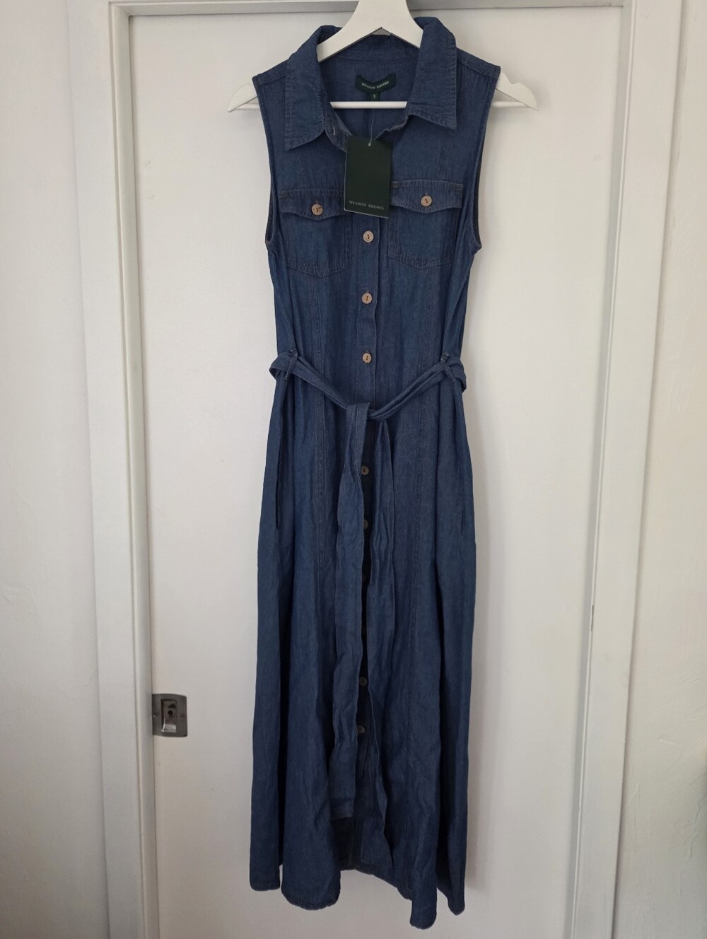 NWT Meadow Rhodes Sleeveless Denim Maxi Shirt Dress with Tie Waist - Blue